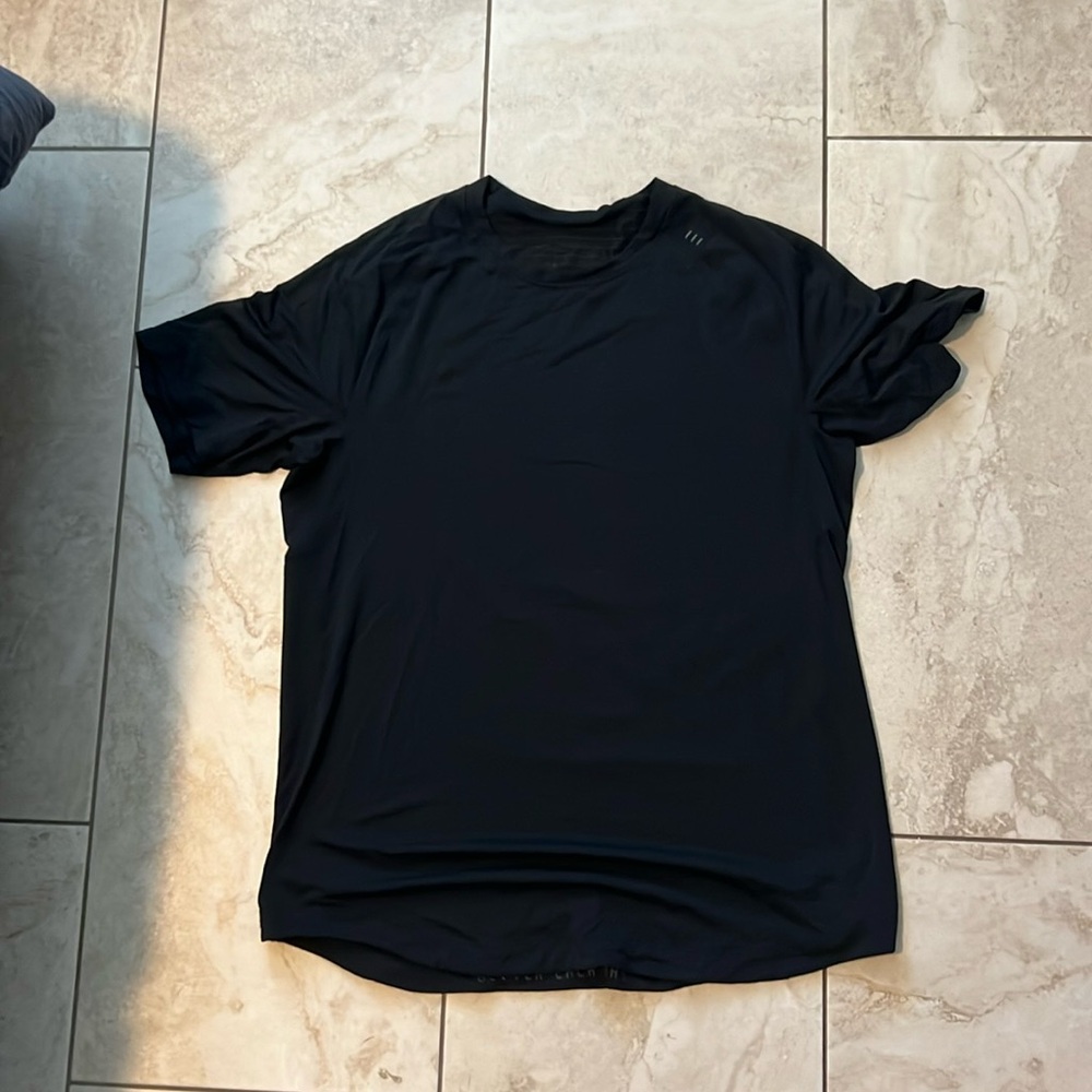 Lululemon License to Train Shirt